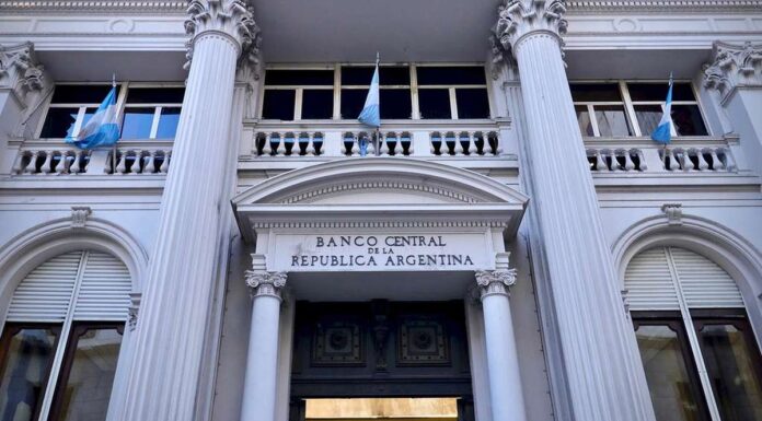 a cuánto cotiza este sábado 19 de octubre