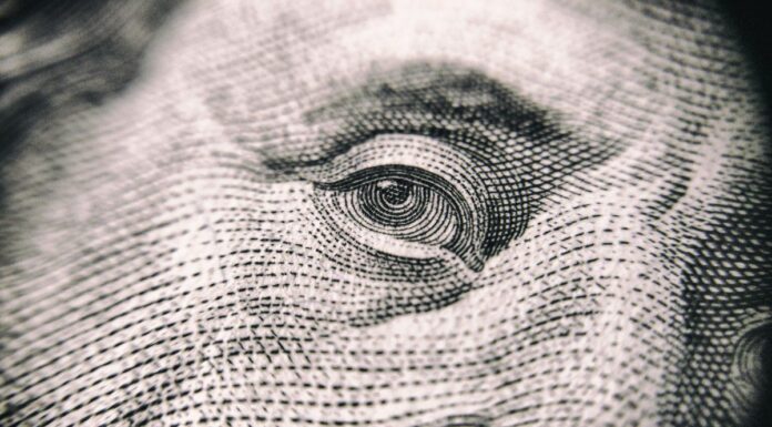 a cuánto opera este lunes 14 de octubre