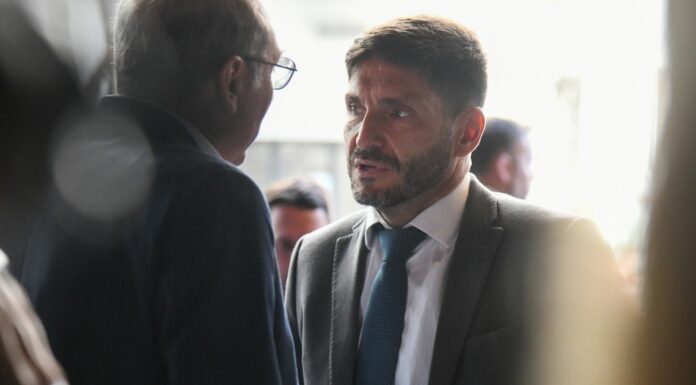 Caputo volvió a cruzar a Pullaro por no liquidar los dólares de los préstamos que tomó