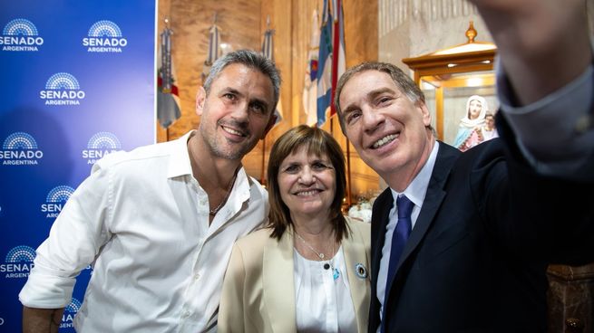 teléfono rojo de Diego Santilli desde el Congreso con Javier Milei y gobernadores