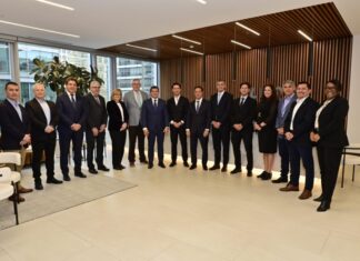 San Juan|El gobernador se reunió en Vancouver con autoridades de Fluor y conoció el modelo 3D del proyecto minero Vicuña