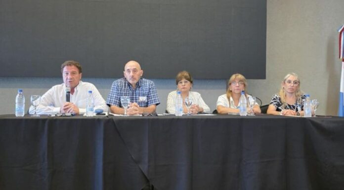 Sin acuerdo salarial, la UEPC convocó a un paro provincial para el 11 de marzo